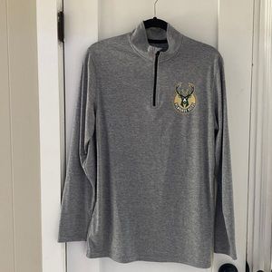 Milwaukee Bucks gray half zip